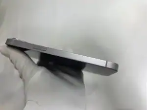 au Certified iPhone 14 清掃後チェック7