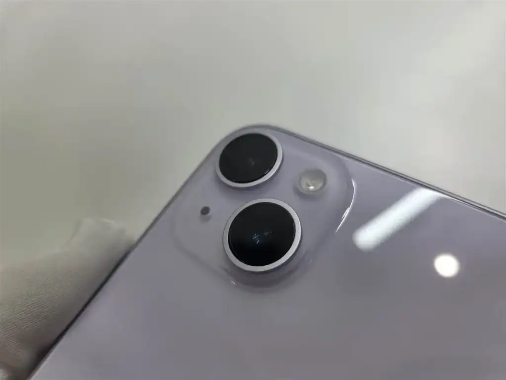 au Certified iPhone 14 カメラ部チェック5