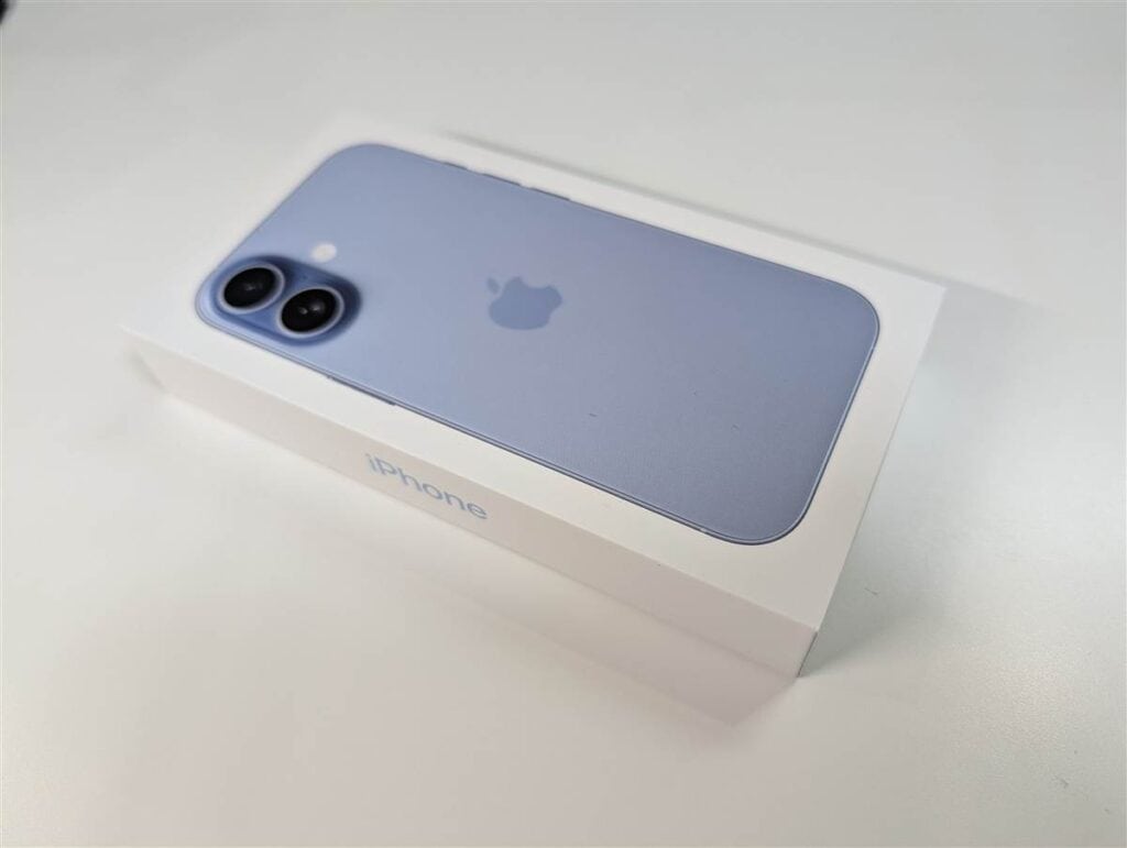 iPhone 17 パッケージ