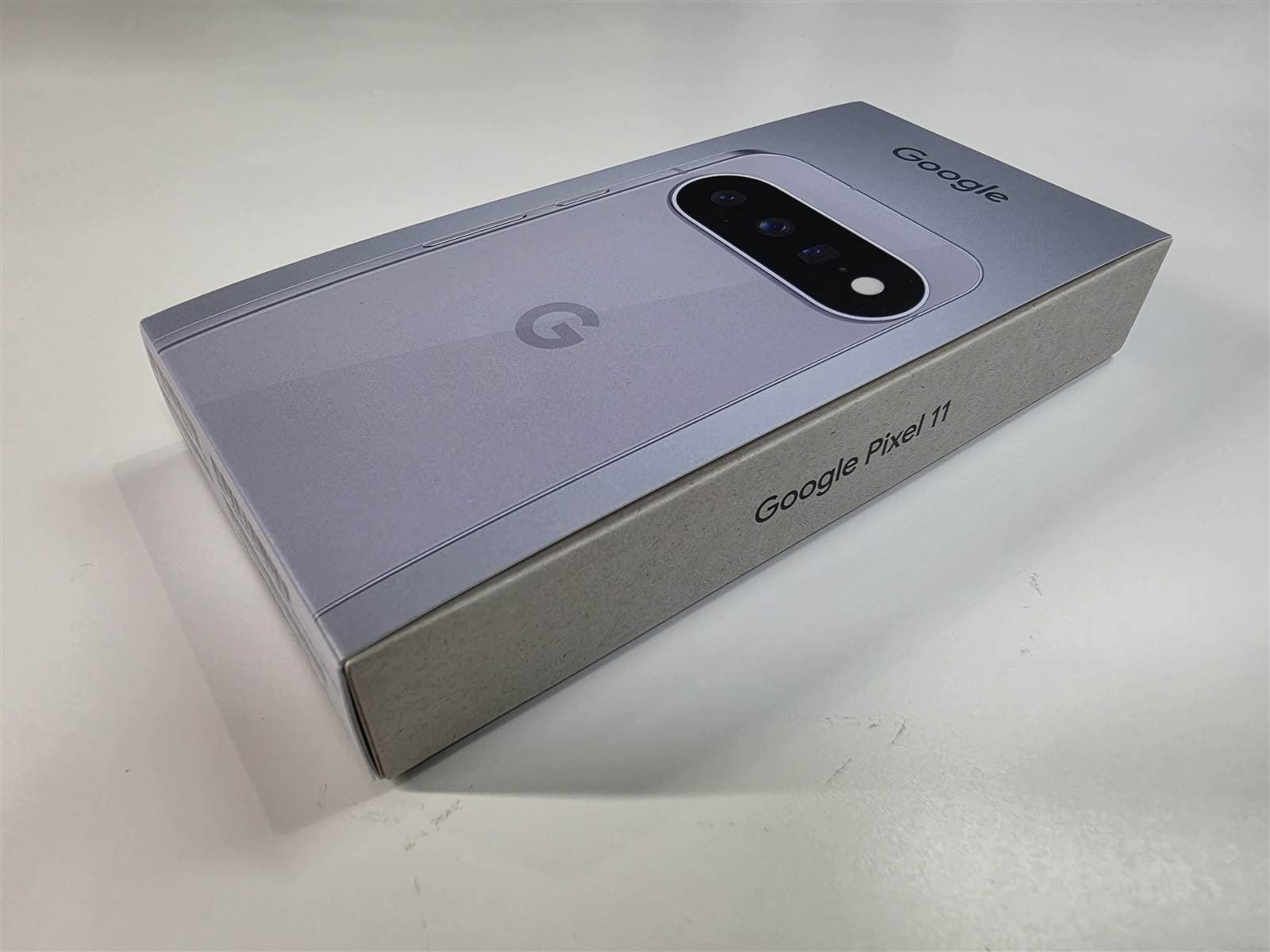 Google Pixel 11 化粧箱 パッケージ