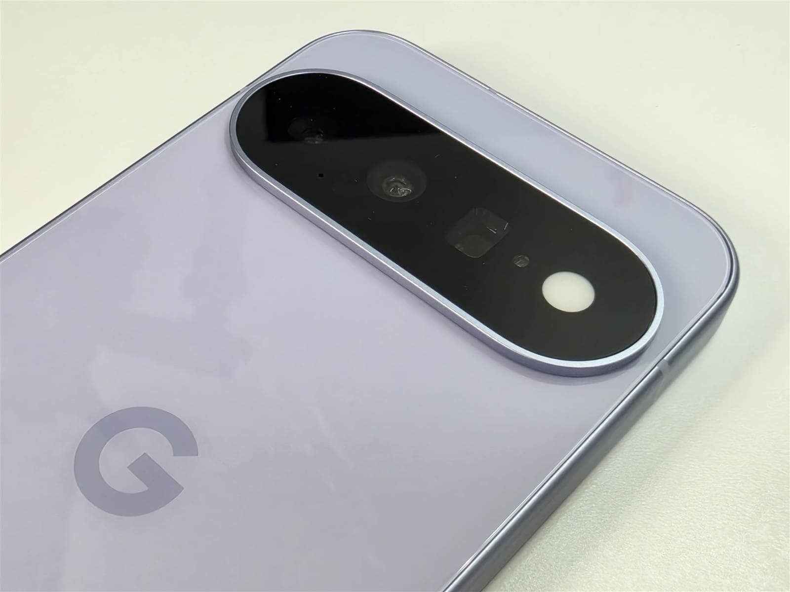 Pixel 11 カメラバー クローズアップ
