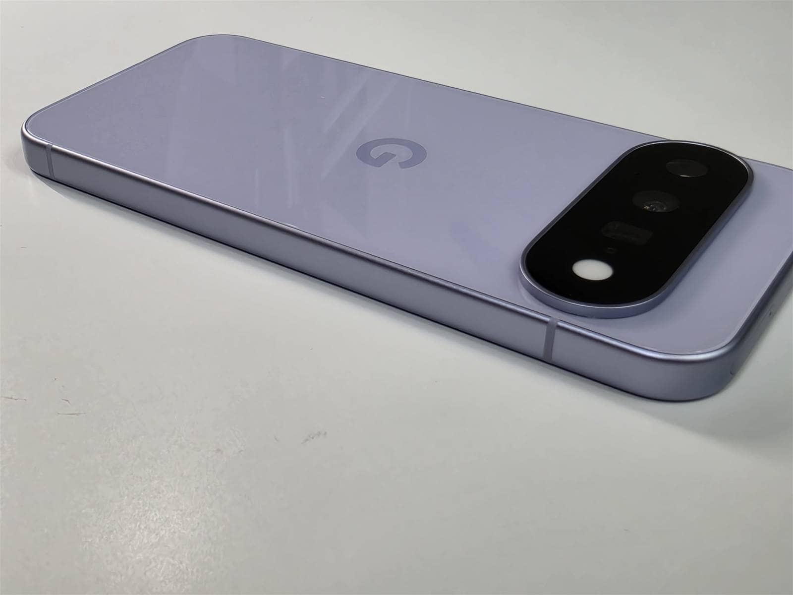 Pixel 11 背面 斜め カメラバー厚み